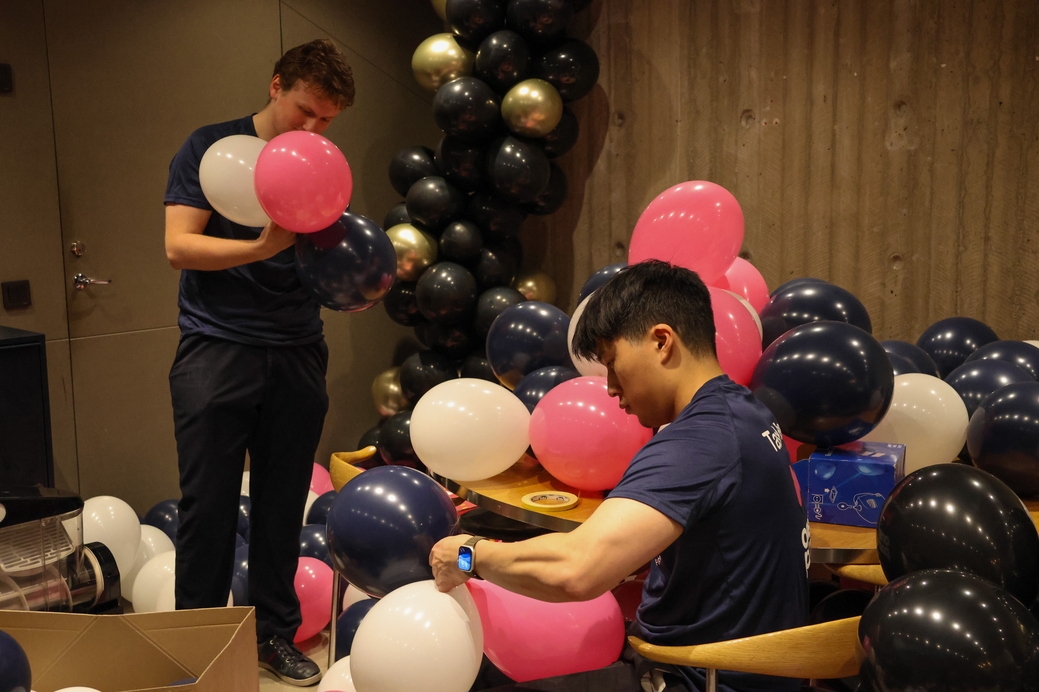 D-Dagen day staff balloons